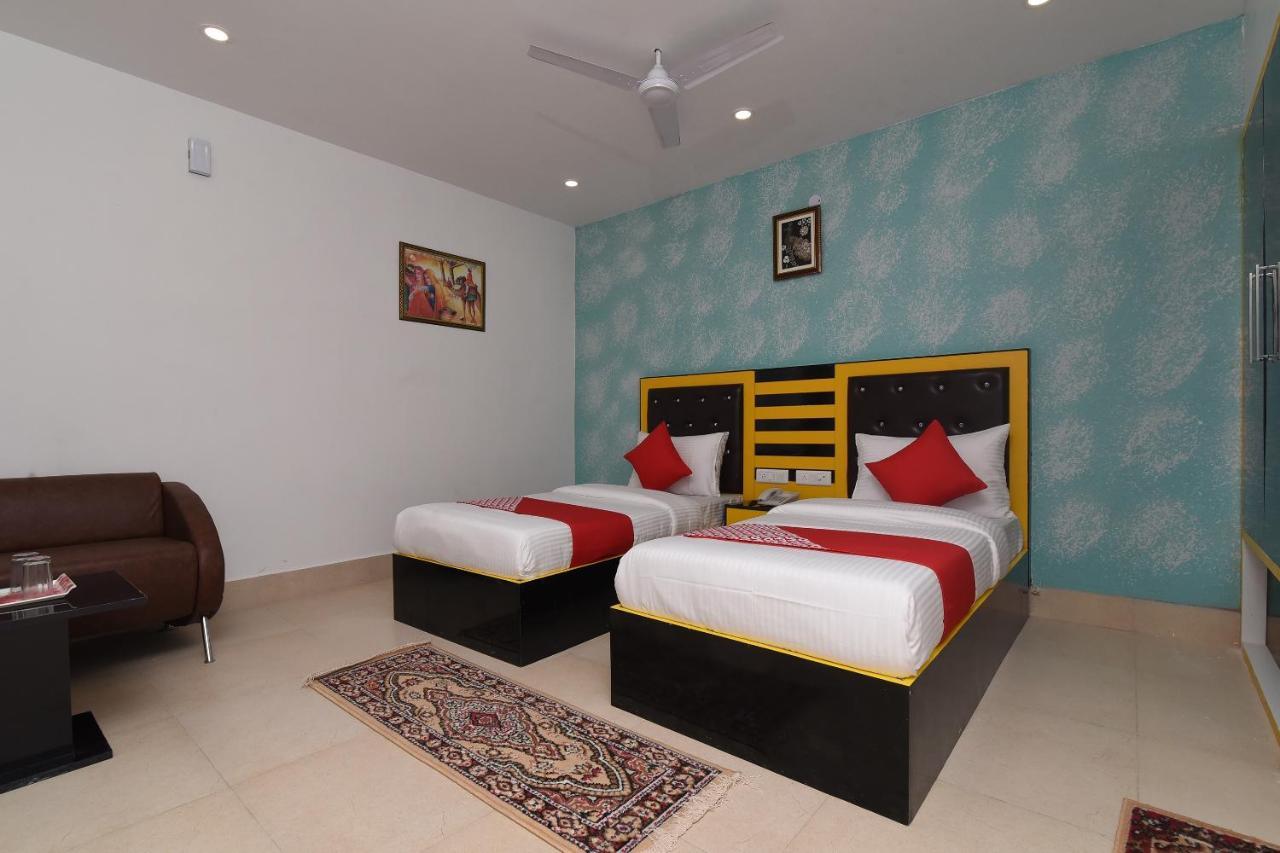 Capital O 13310 Noida Suites Zewnętrze zdjęcie