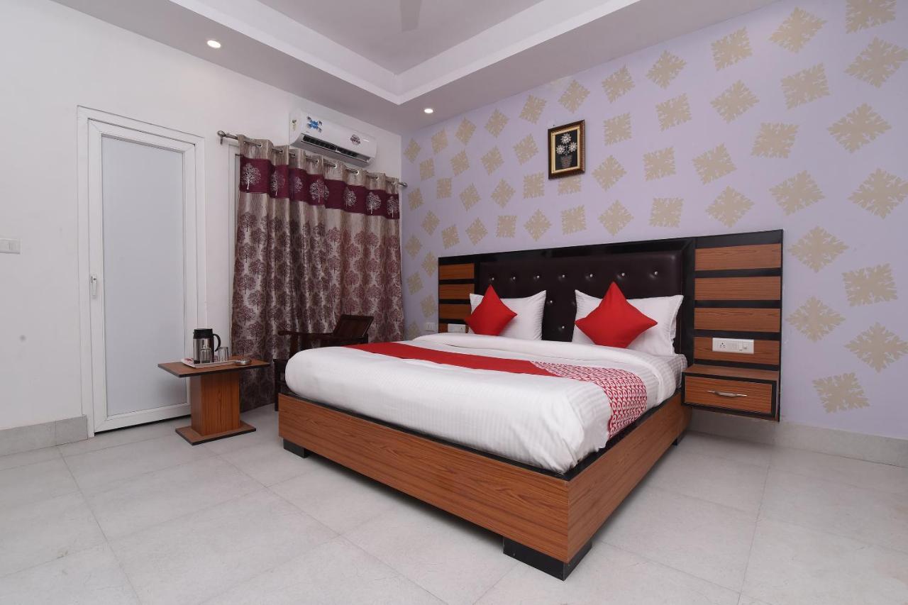 Capital O 13310 Noida Suites Zewnętrze zdjęcie