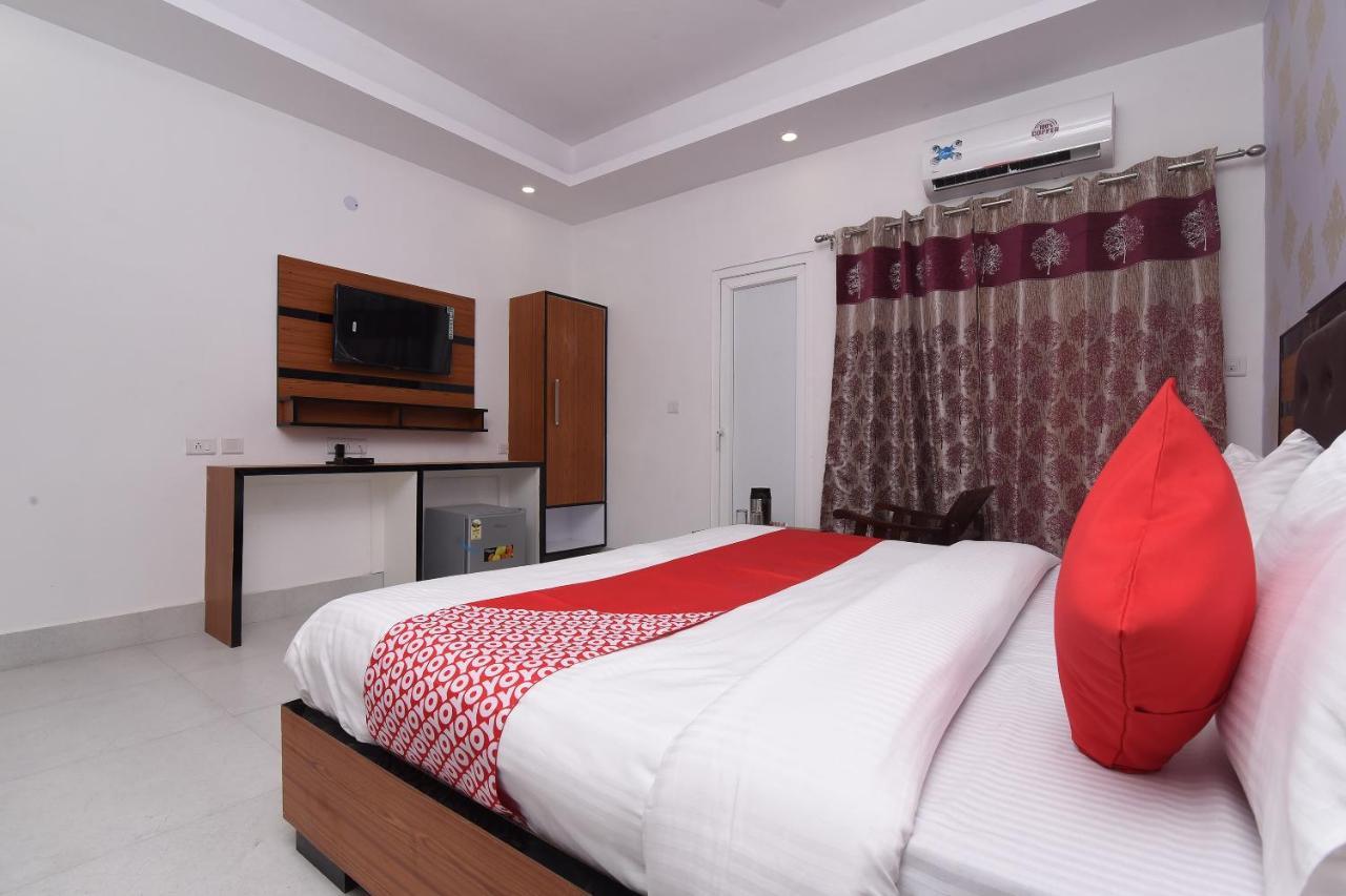 Capital O 13310 Noida Suites Zewnętrze zdjęcie