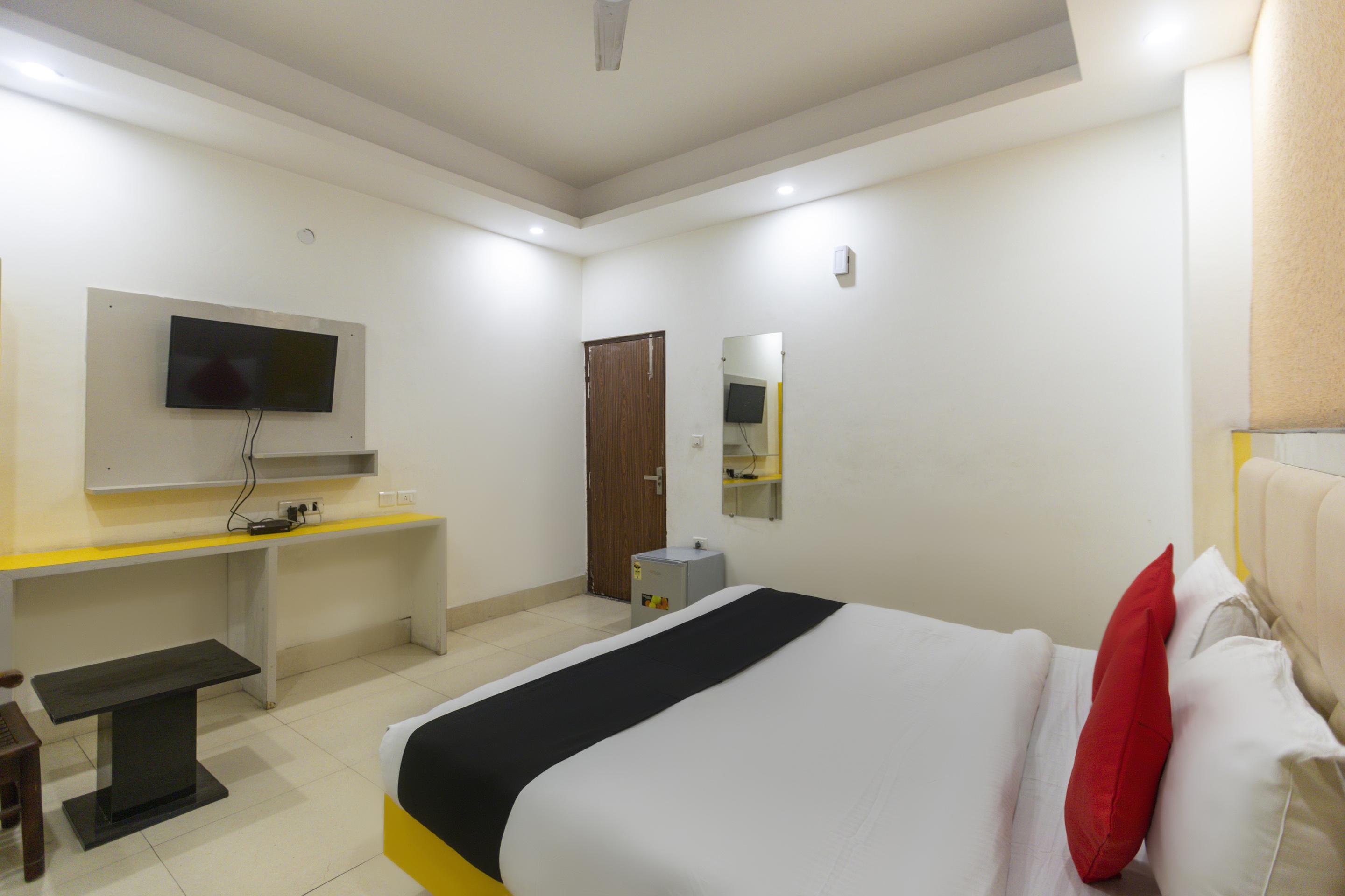 Capital O 13310 Noida Suites Zewnętrze zdjęcie