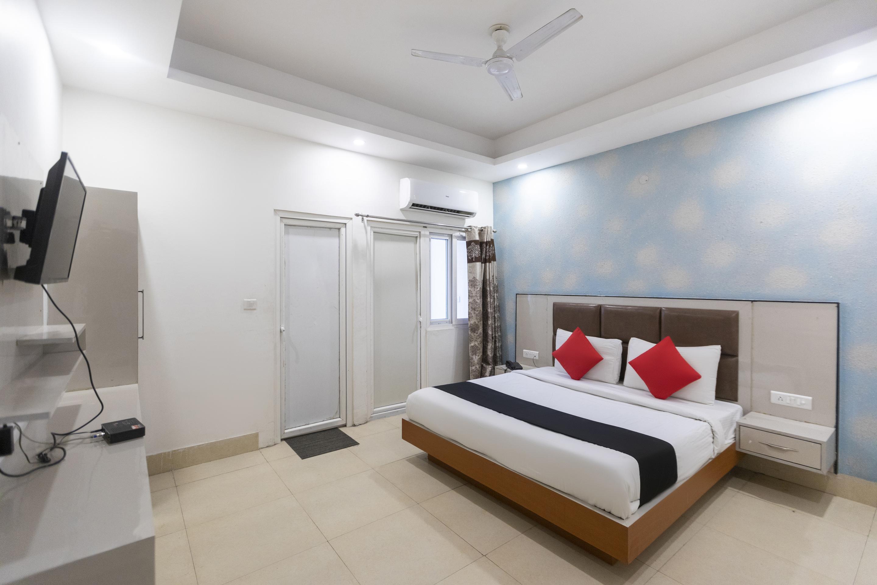 Capital O 13310 Noida Suites Zewnętrze zdjęcie