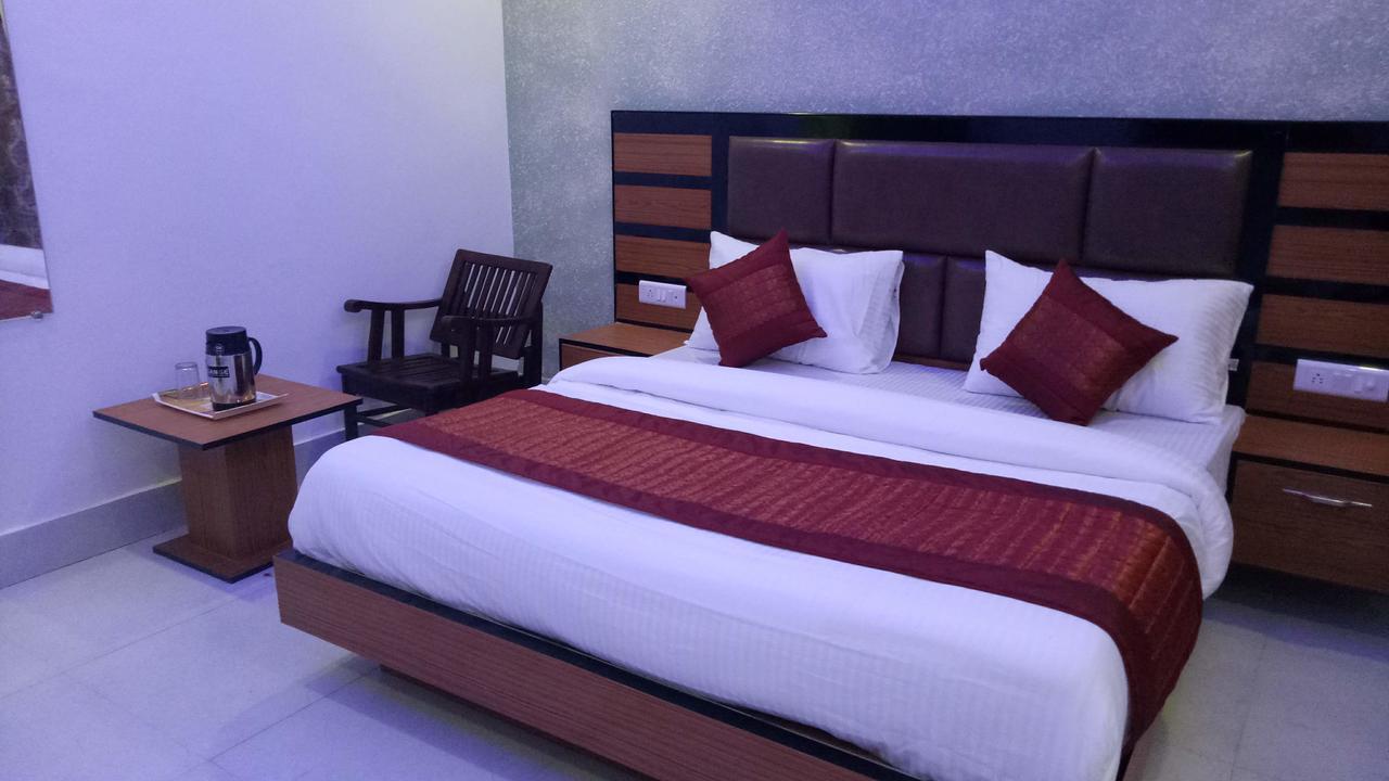 Capital O 13310 Noida Suites Zewnętrze zdjęcie