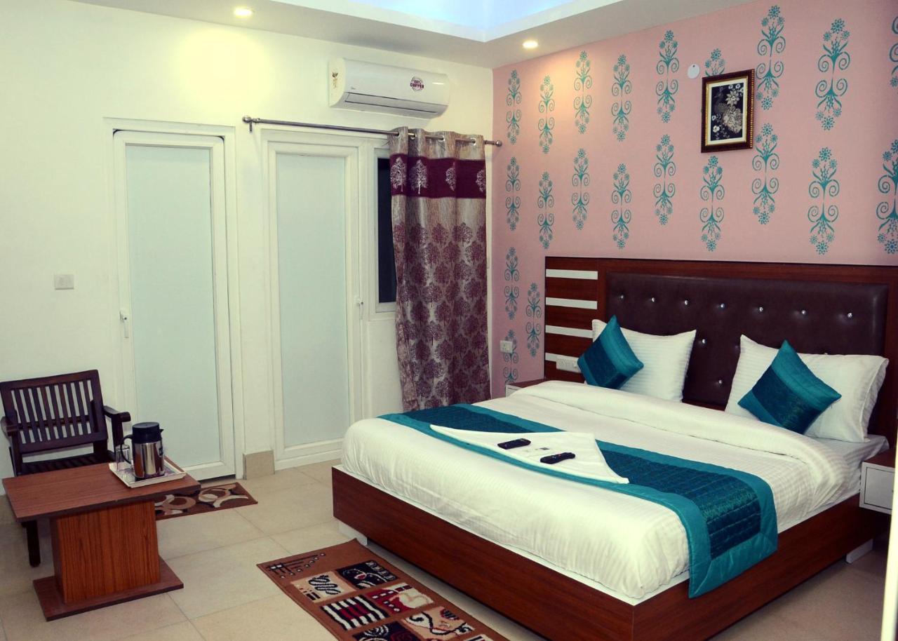Capital O 13310 Noida Suites Zewnętrze zdjęcie